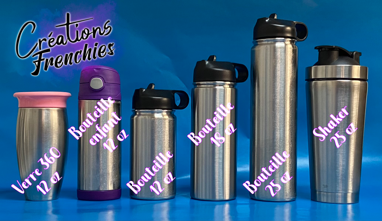 Tasses et bouteilles avec motif